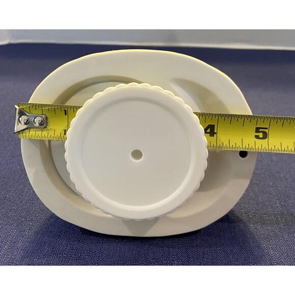 Hummel, "Two Hearts" Musical Figurine, plays "What the World Needs Now is Love". - Picture 8 of 12